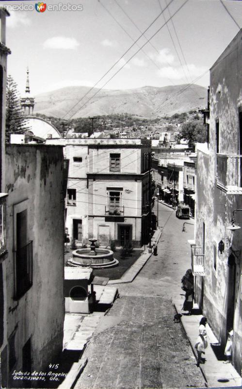 Callejones tipicos DE LOS ANGELES