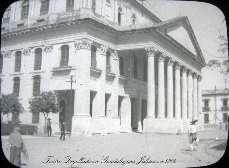 TEATRO DEGOLLADO