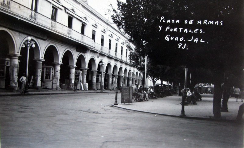 LA PLAZA DE ARMAS