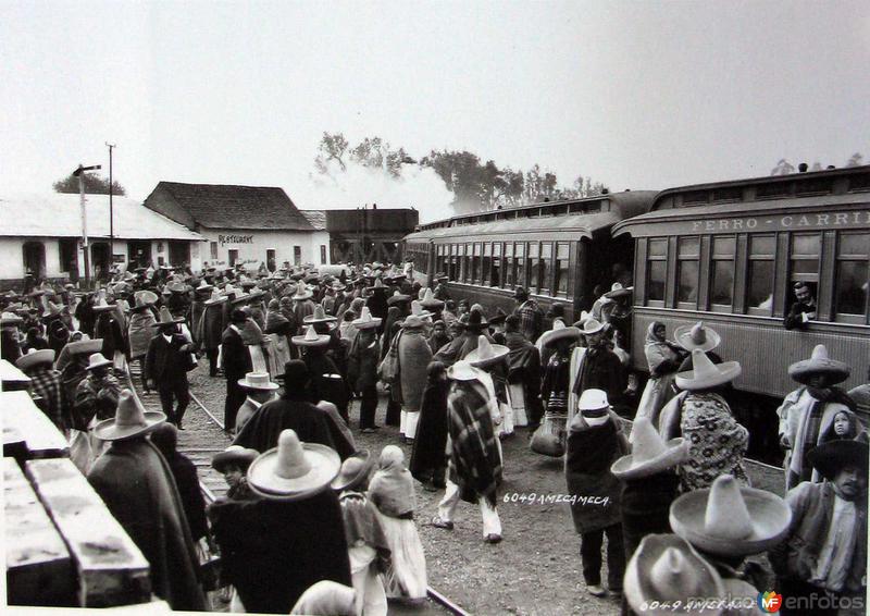 ESTACION FERROVIARIA por el fotografo HUGO BREHME