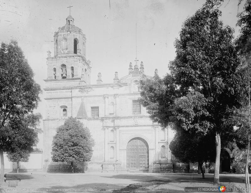 Iglesia en Coyoacán (por William Henry Jackson, c. 1888)