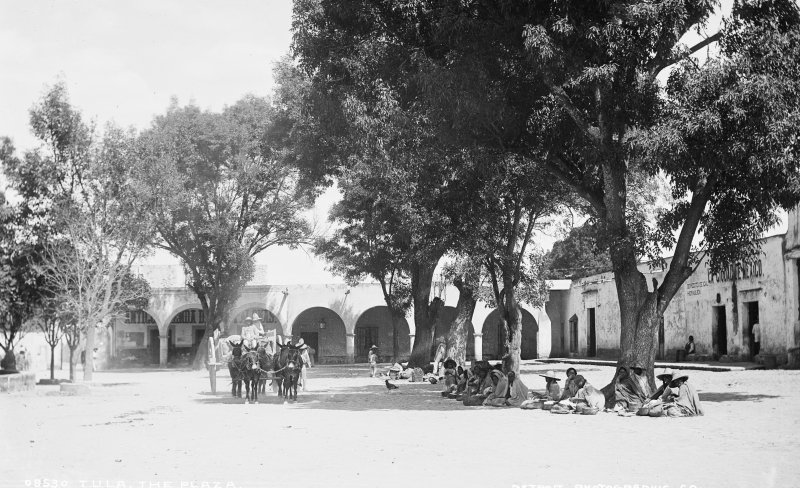 Plaza de Tula (por William Henry Jackson, c. 1888)