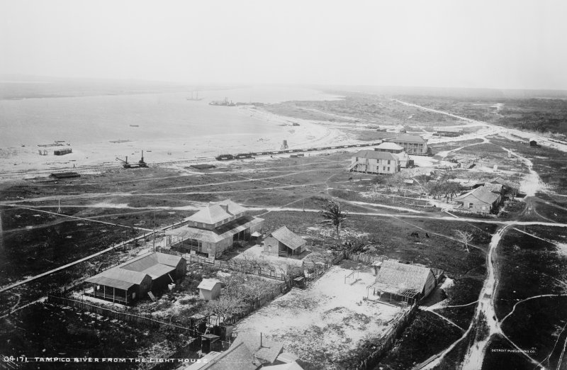 El Río Pánuco desde el Faro (por William Henry Jackson, c. 1888)