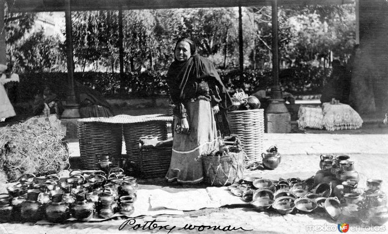 Vendedora de Jarros y Ollas