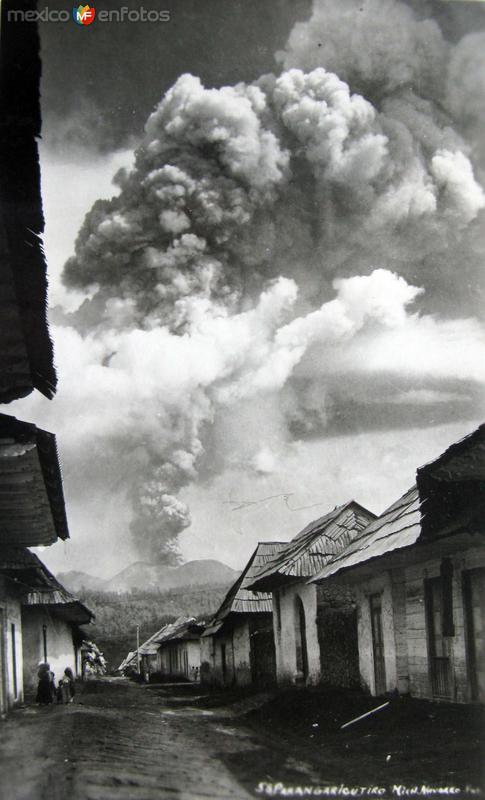 ERUPCION DEL VOLCAN