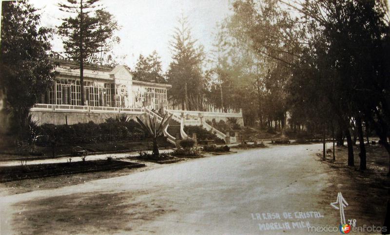 LA CASA DE CRISTAL