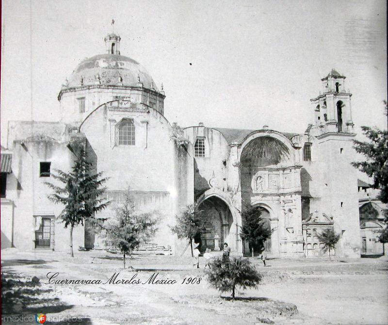 PANORAMA E IGLESIA