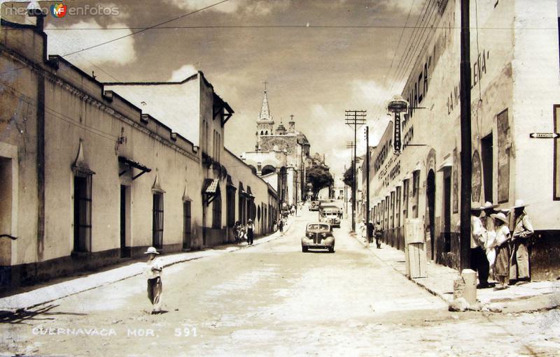 ESCENA CALLEJERA