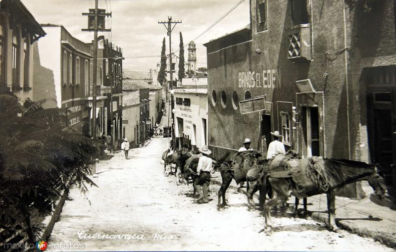 ESCENA CALLEJERA