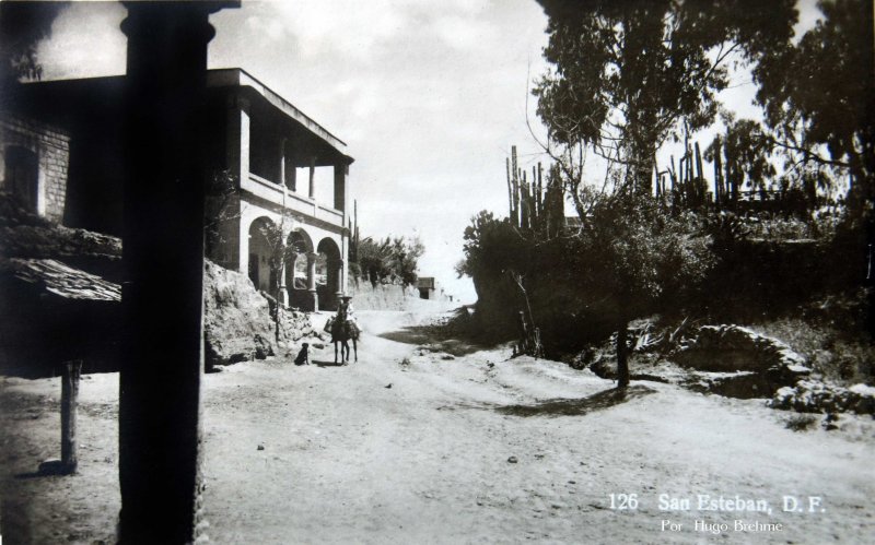 BARRIO DE SAN ESTEBAN por el fotografo HUGO BREHME