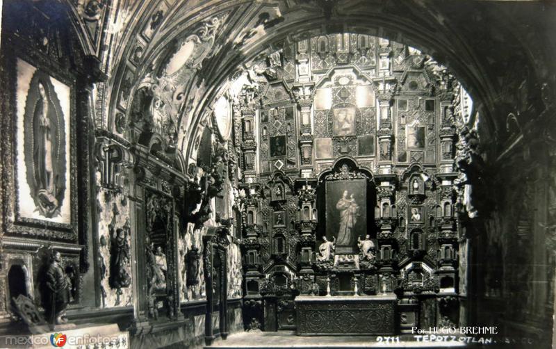 INTERIOR DEL CONVENTO Por HUGO BREHME