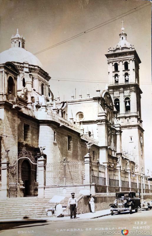 LA CATEDRAL Y PANORAMA