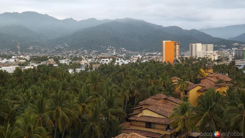 La Sierra Madre Occidental desde la zona hotelera. Abril/2015