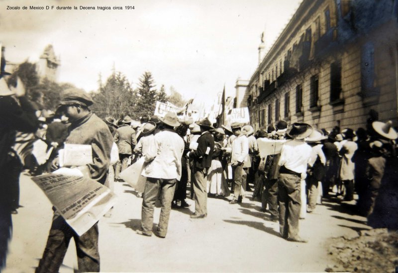 Zocalo de Mexico D F durante la Decena tragica