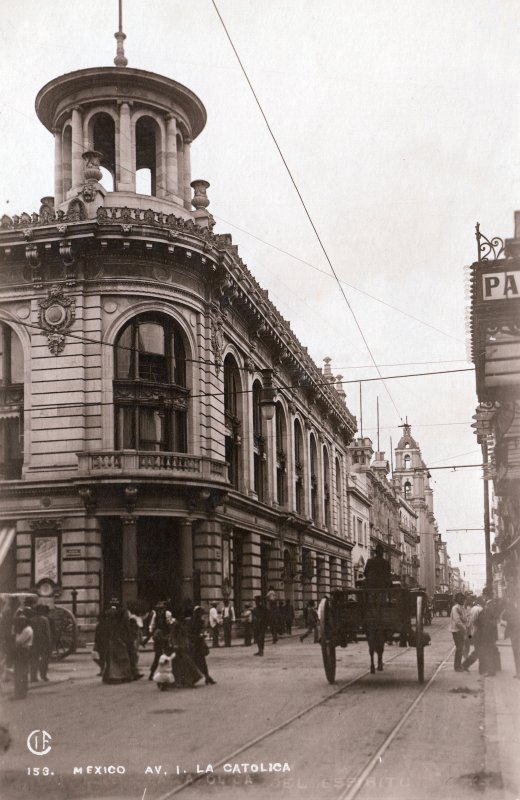 Avenida Isabel La Católica