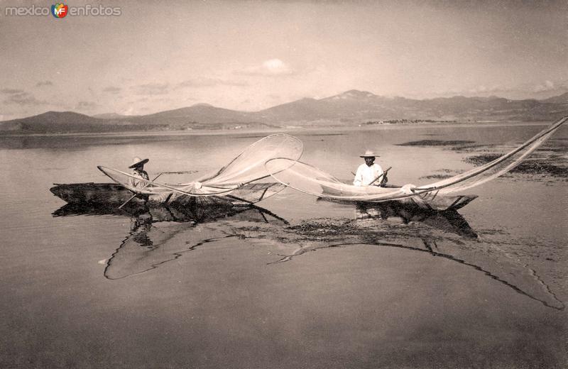 Pátzcuaro, pescadores, 1926