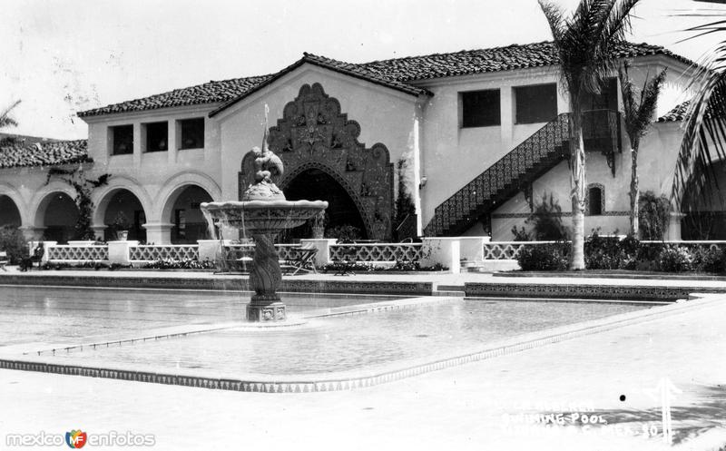 Piscina de Agua Caliente