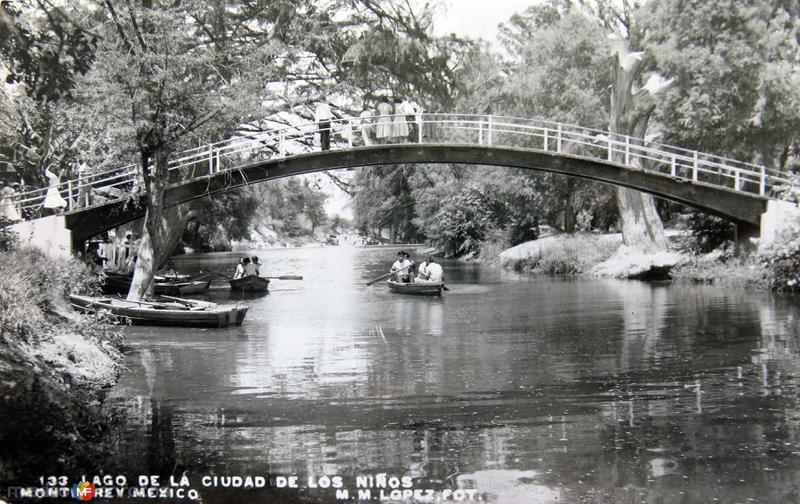 Lago de la Ciudad de los Ninos