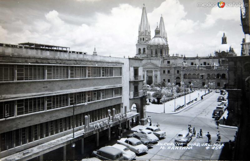 Avenida Corona