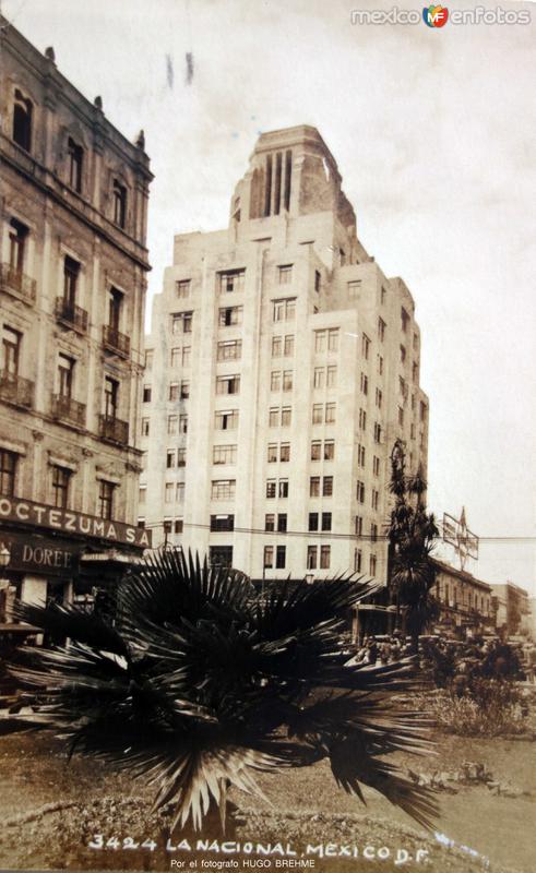 Edificio La Nacional por el fotografo HUGO BREHME