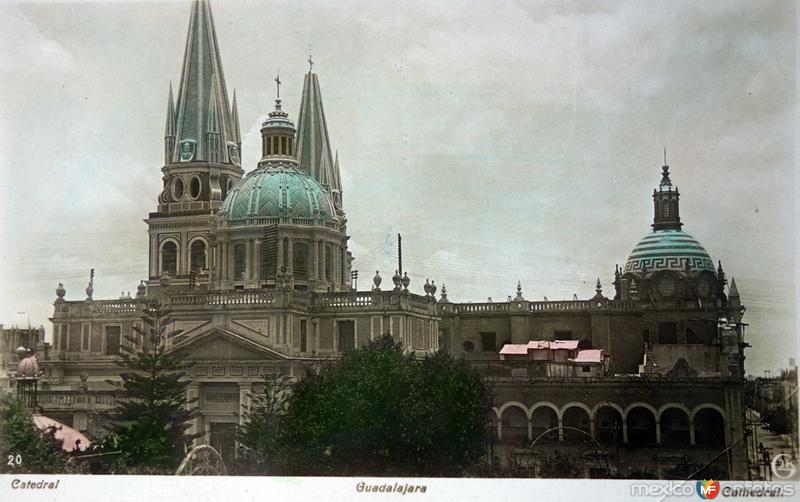 La Catedral Panorama