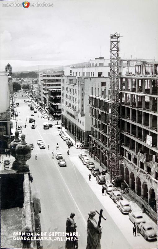 Avenida 16 de Septiembre Entre