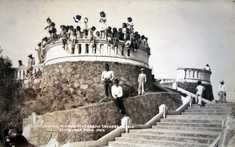 Escalinata y mirador del cerrito Independencia