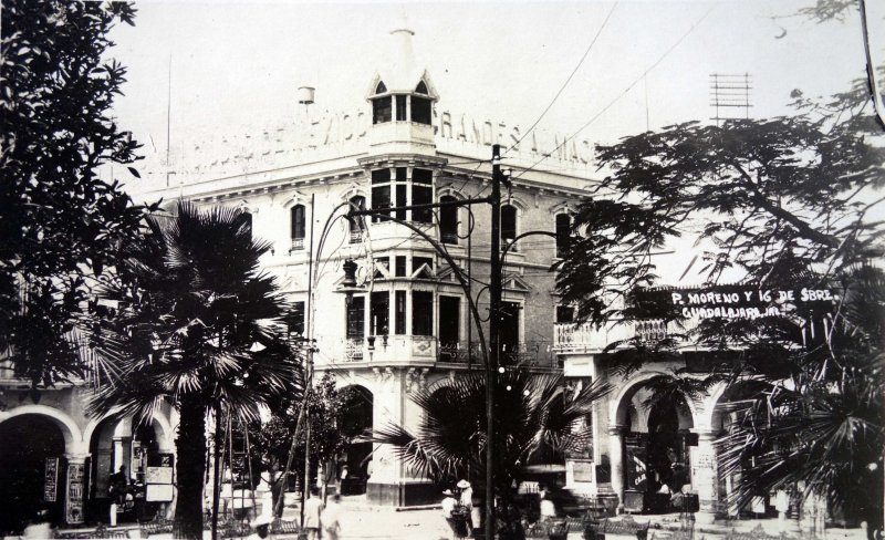 Calle Pedro Moreno y 16 de Septiembre