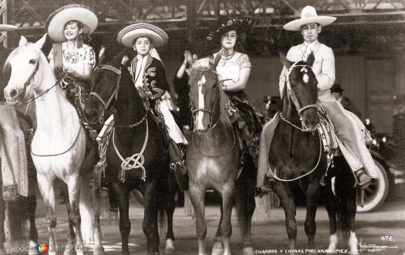 Charros y Chinas Poblanas