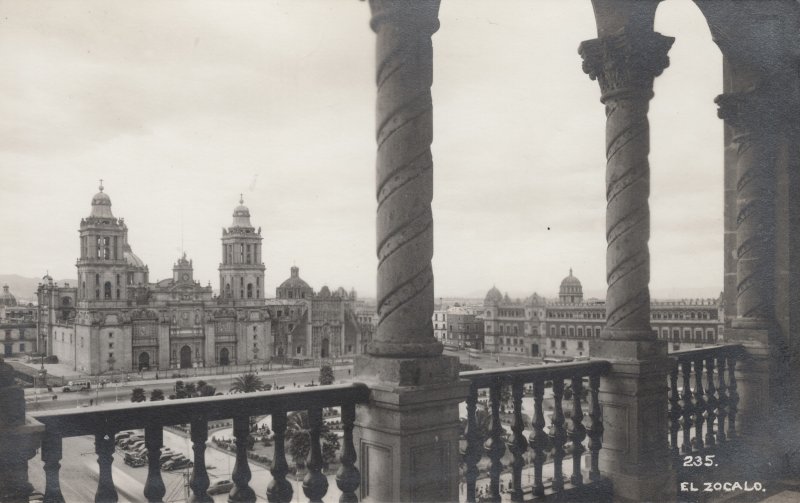 El Zócalo y Catedral Matropolitana