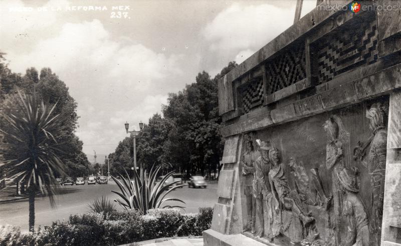 Paseo de la Reforma, desde el Monumento a Colón