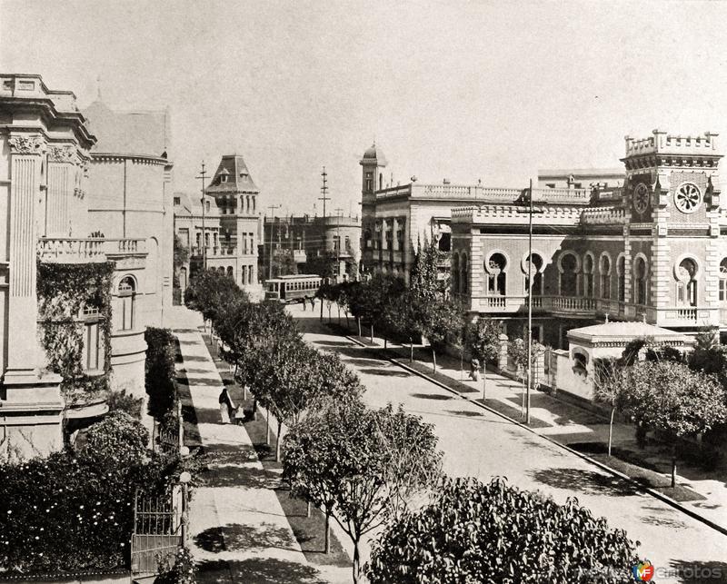 Colonia Juárez: Calle de Londres