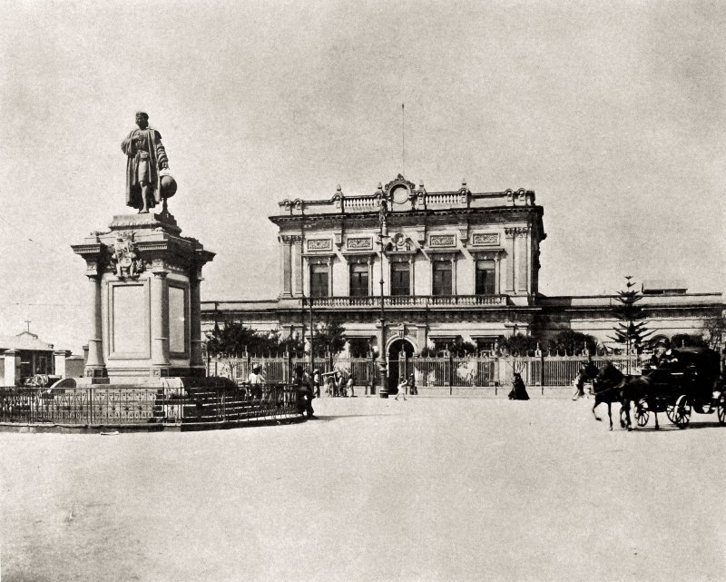 Plaza de Buenavista: Estación del Ferrocarril Mexicano