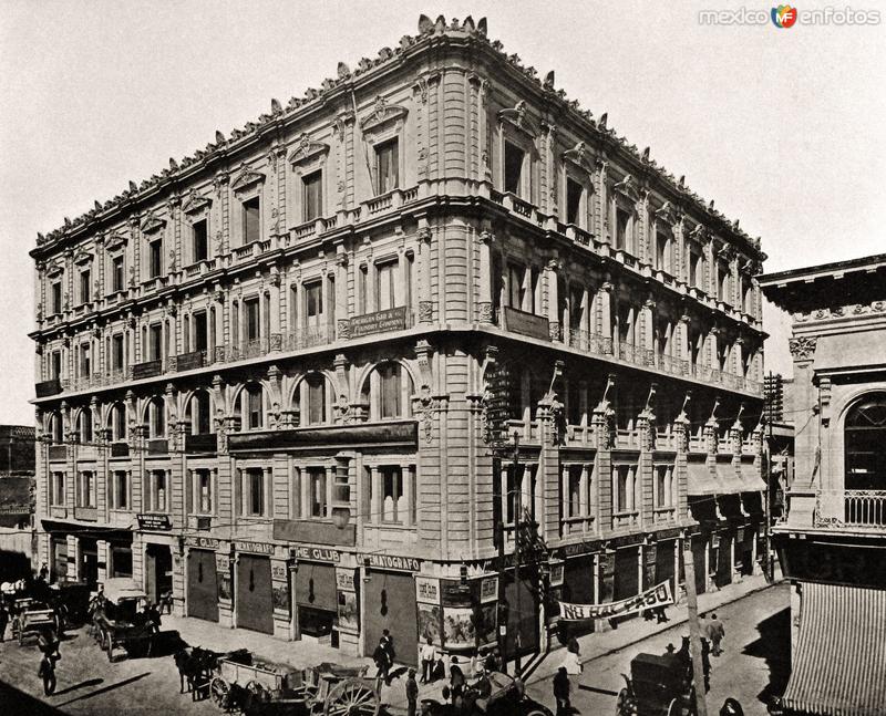 Edificio de la Compañía Bancaria de Fomento y Bienes Raíces de México, S.A.