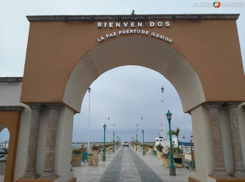 Malecón de la Paz