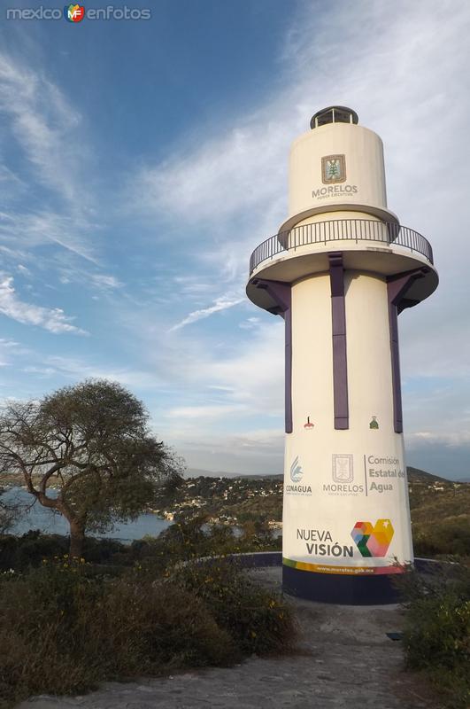 Mirador de la CONAGUA en Tequesquitengo. Noviembre/2016