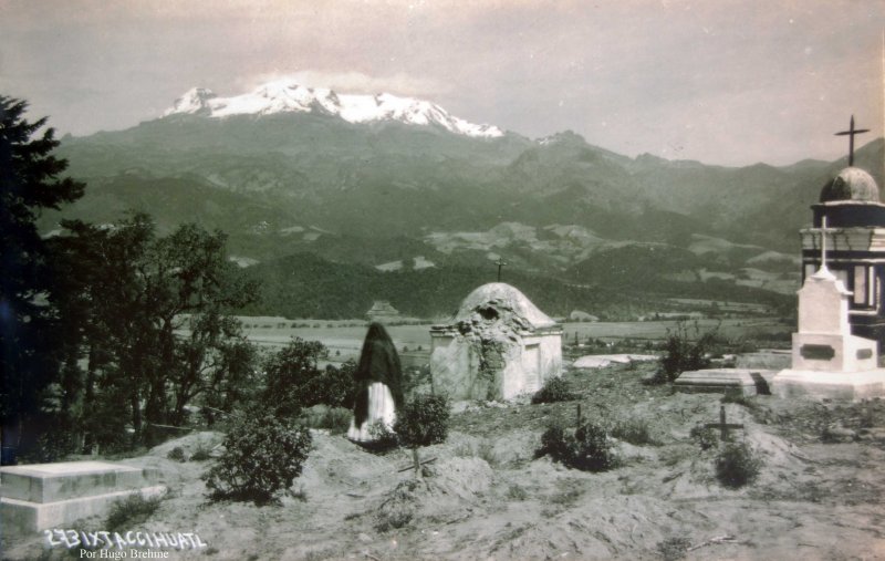 Panorama del Volcan Ixtaccihuatl Por el fotografo Hugo Brehme