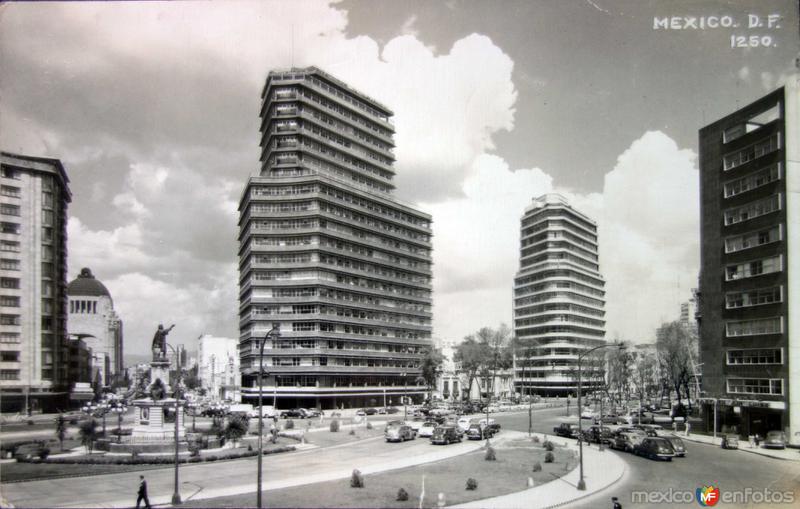 Avenida Paseo de La Reforma.