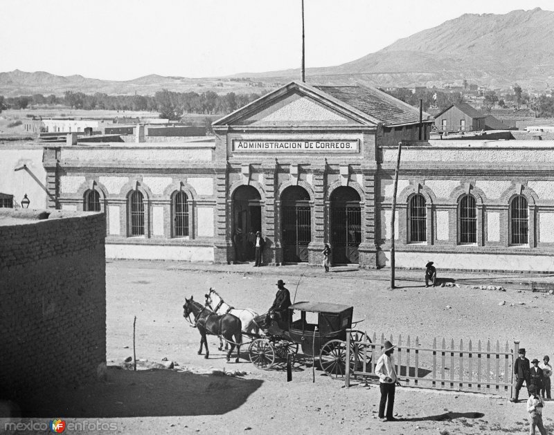 Edificio de Correos, desde la Misión de Guadalupe (circa 1905)