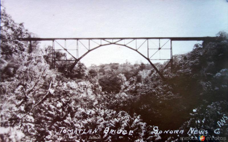 Puente de Tomatlan.