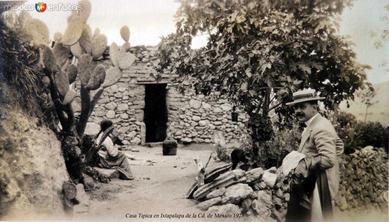 Casa Tipica en Ixtapalapa de la Cd. de Mexico 1928