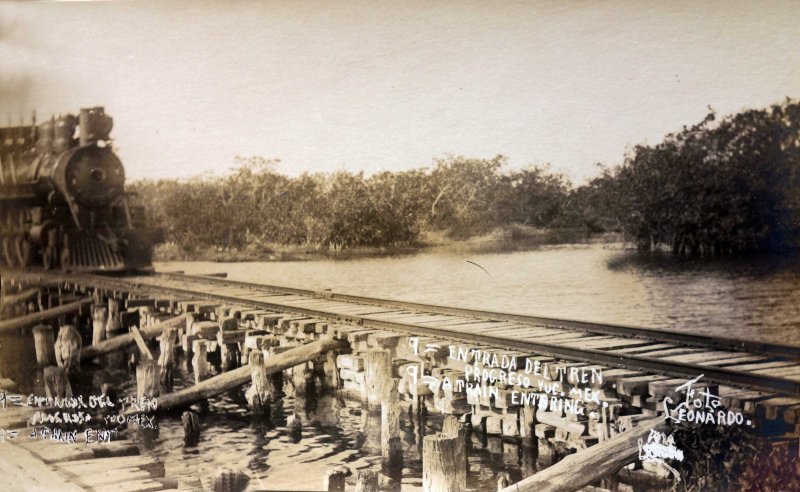 Entrada de el tren a Progreso Yucatan .