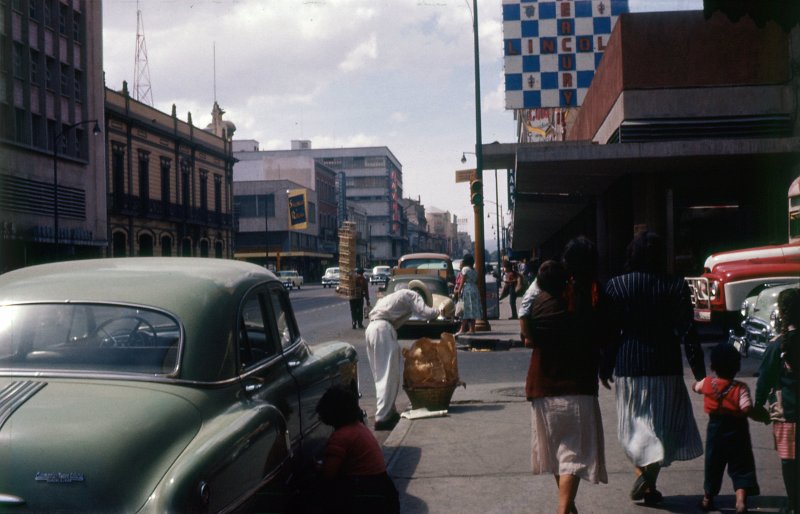 Avenida Juárez (1953)