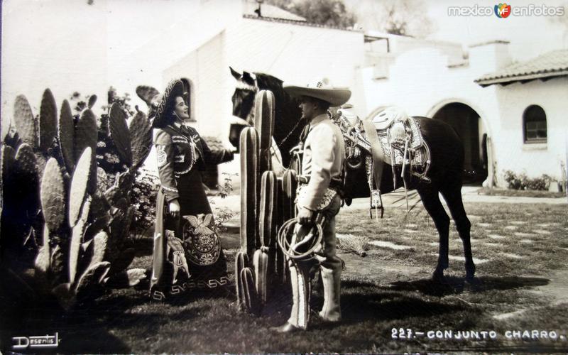 Tipos mexicanos conjunto charro.