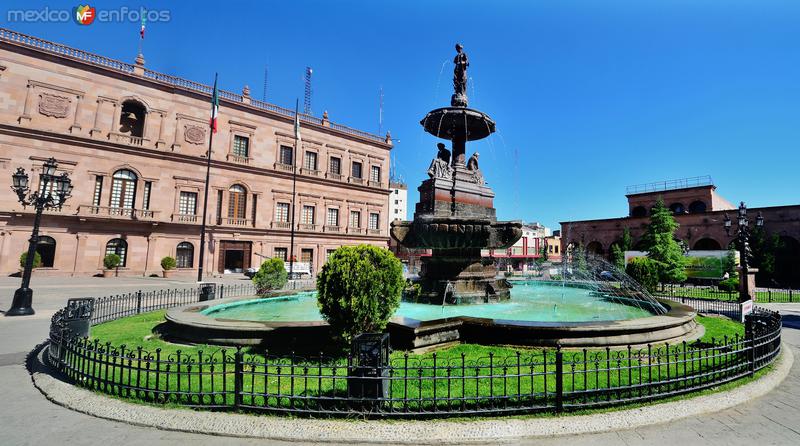 Fuente En La Plaza De Armas Saltillo Coahuila 8156