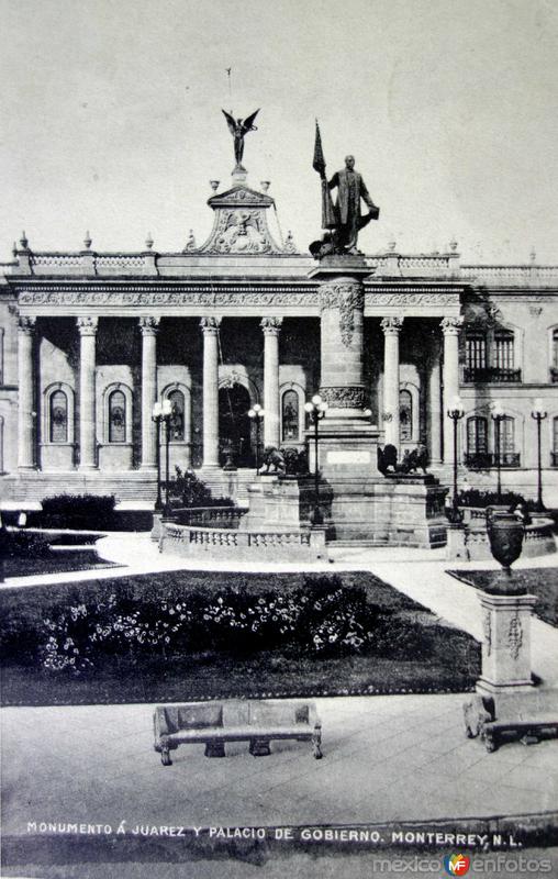 Monumento a Juarez ( Circulada el 11 de Diciembre de 1923 ).