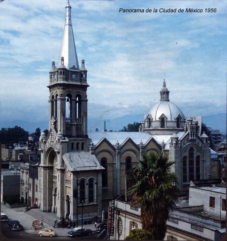 Iglesia de la Sagrada Familia (1956)