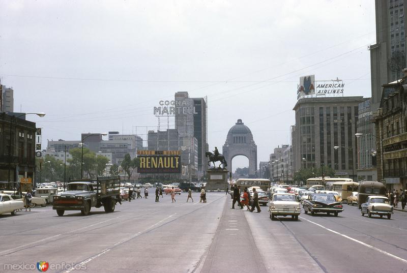 Avenida Juárez y Paseo de la Reforma (1963)