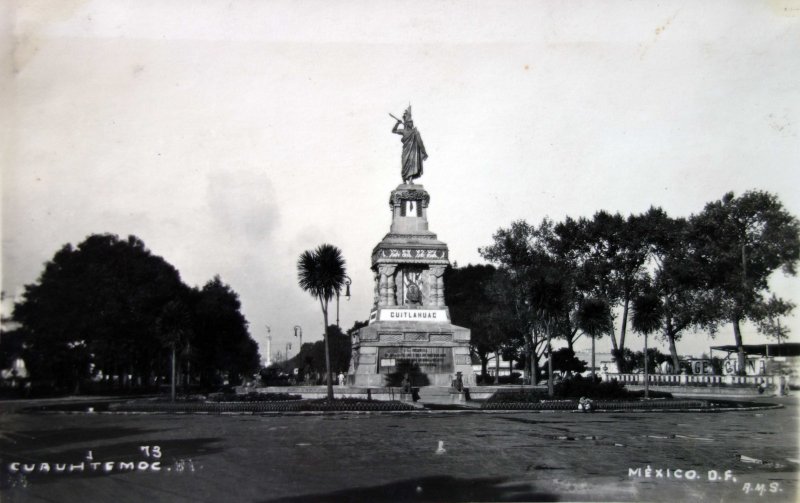 Monumento A Cuahutemoc Ciudad De México Distrito Federal Mx15390215793875