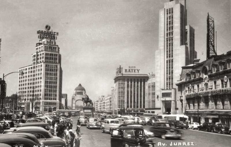 Avenida Juárez y Paseo de la Reforma